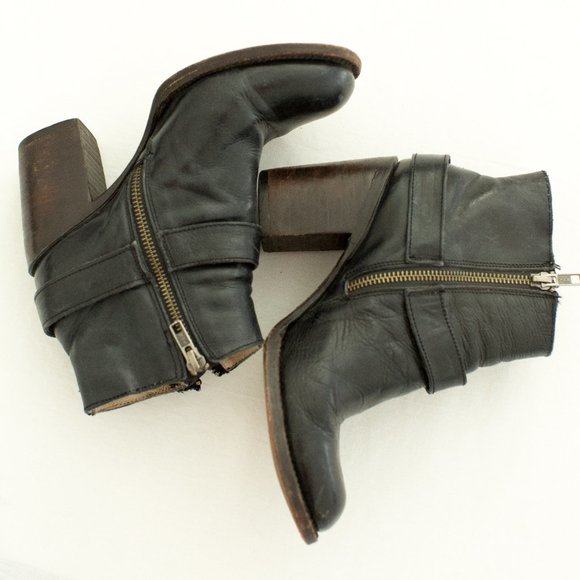 Freebird Black Buckle Boots - Picture 4 of 12